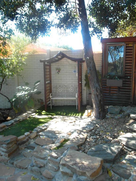 Caotinha Guest Cottage Windhoek Exterior foto